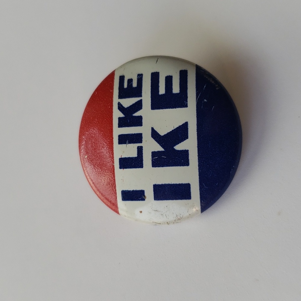 1952 DWIGHT EISENHOWER I LIKE IKE 1" campaign pin pinback button presidential